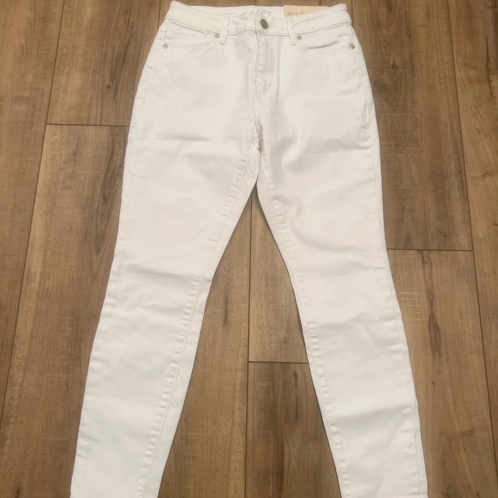 Woman’s size 2 Loft Jeans